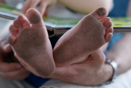 Cutting toddlers' toenails | Everyday30.com